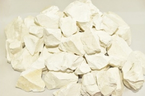 Calcium oxide (quicklime) break bulk form